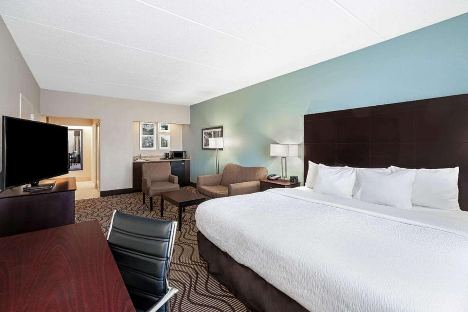 Suite room