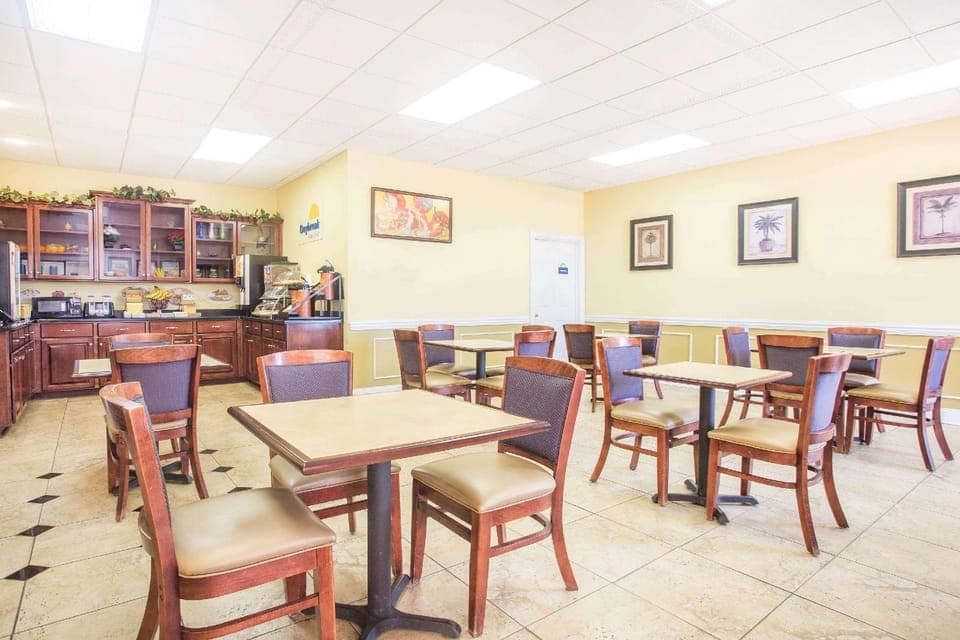 Coffee shop