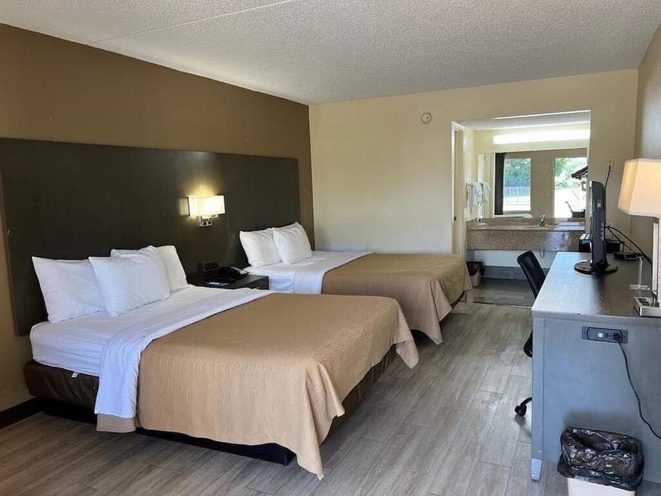 Rodeway Inn Walterboro Hotel in Walterboro