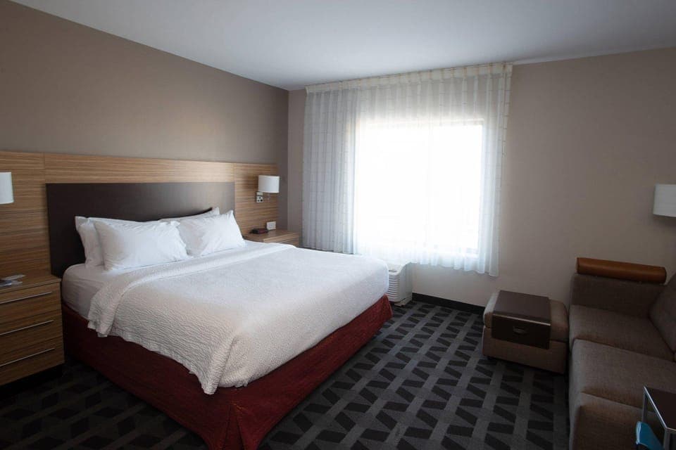 Suite room