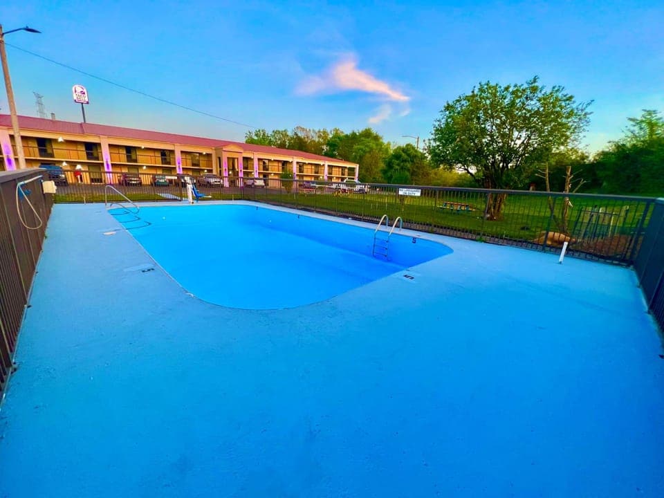 Days Inn by Wyndham Athens Hotel in Tennessee