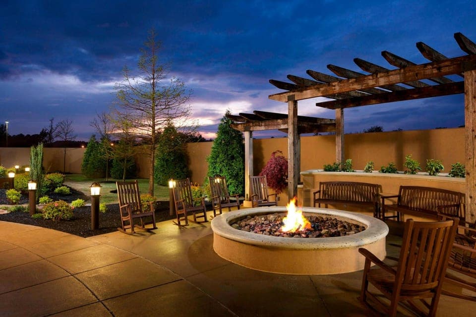 Courtyard by Marriott Jackson Hotel in Jackson