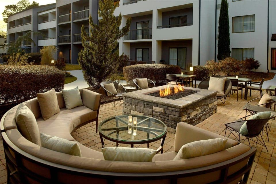 Courtyard by Marriott Greenville Haywood Mall Hotel in Greenville