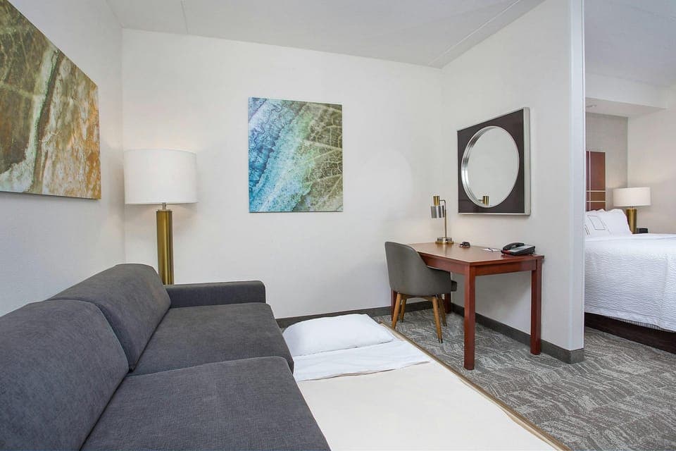 Guestroom