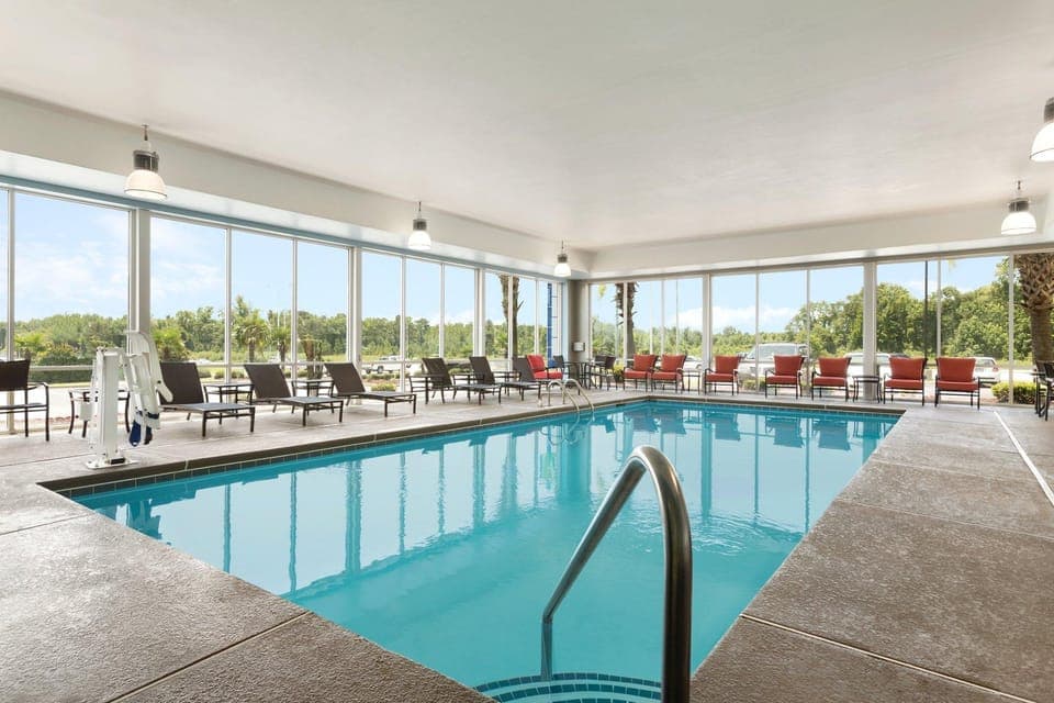 Swimming pool