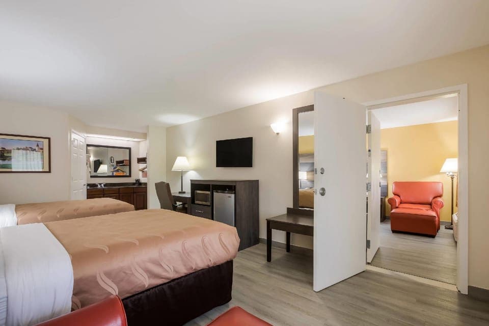 Guestroom