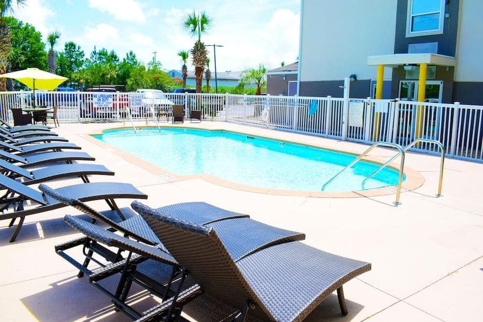 Quail Inn and Suites Hotel in Myrtle Beach