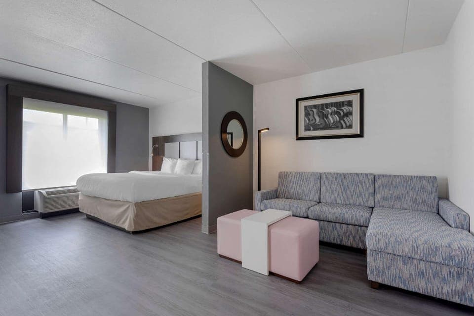 Suite room