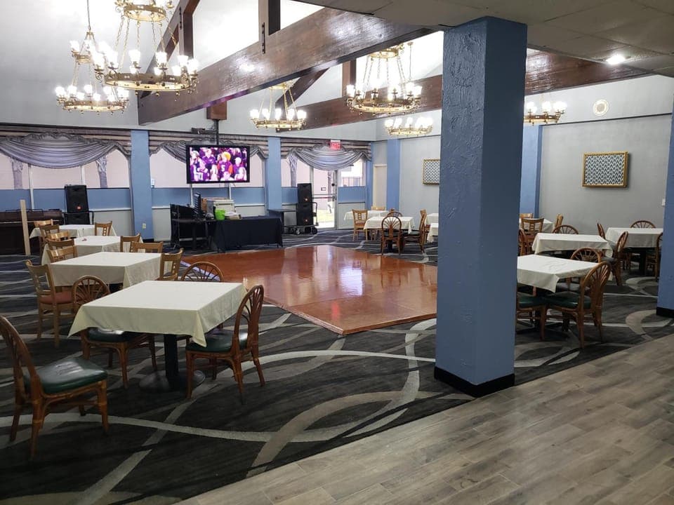 Banquet hall