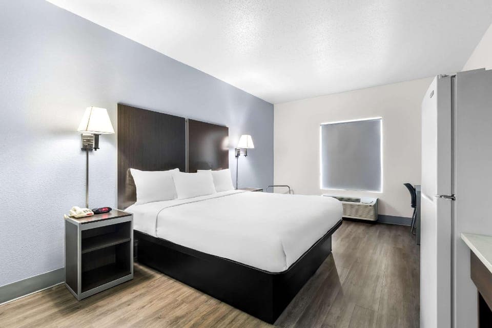 Suite room