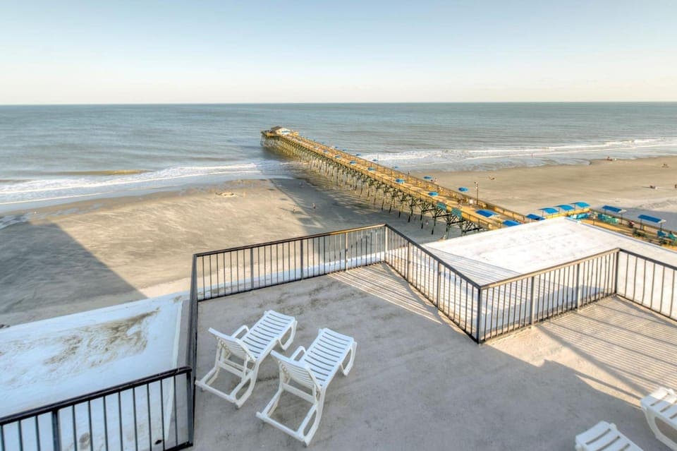 Kingfisher Inn Hotel in Garden City