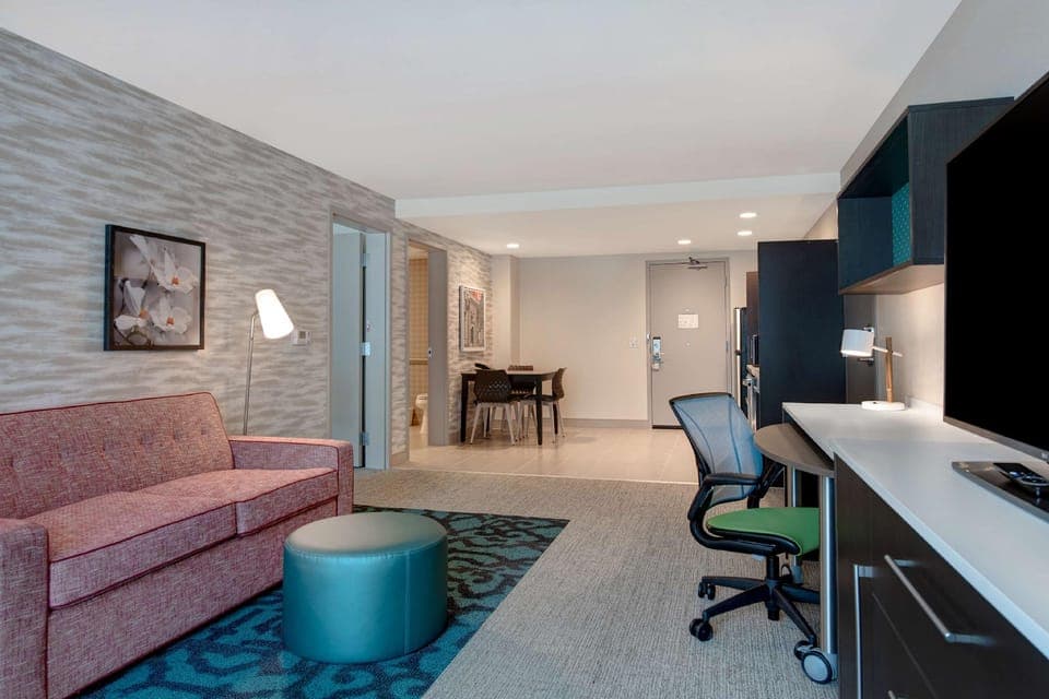 Guestroom