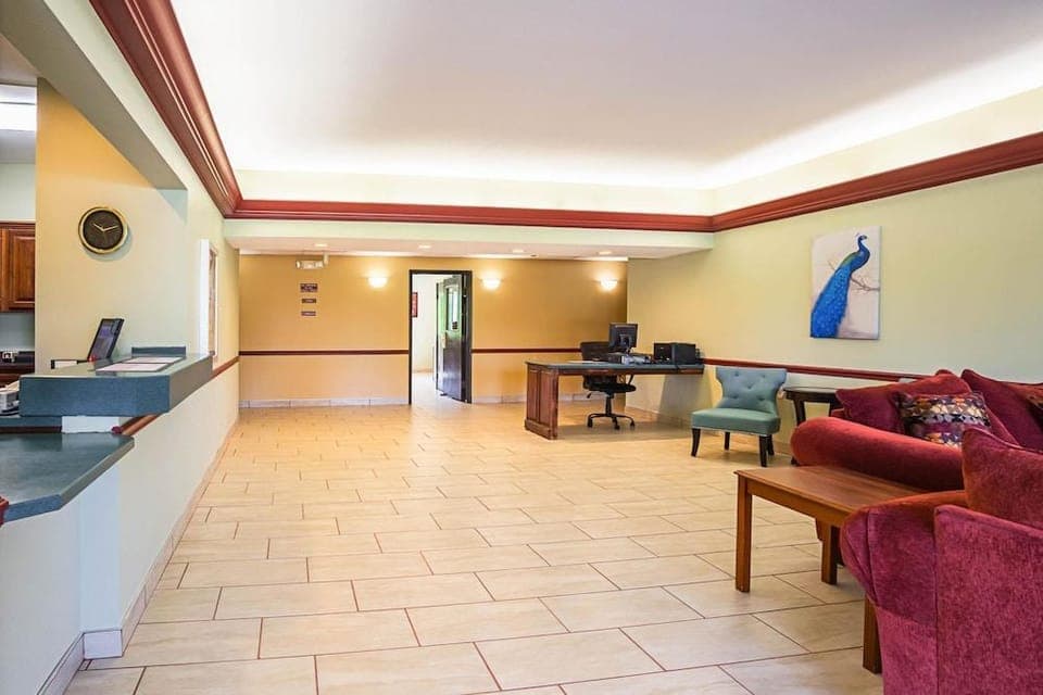 Country Hearth Inn - Ripley Hotel in Tennessee