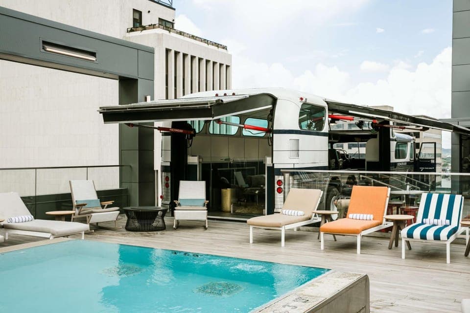 Swimming pool