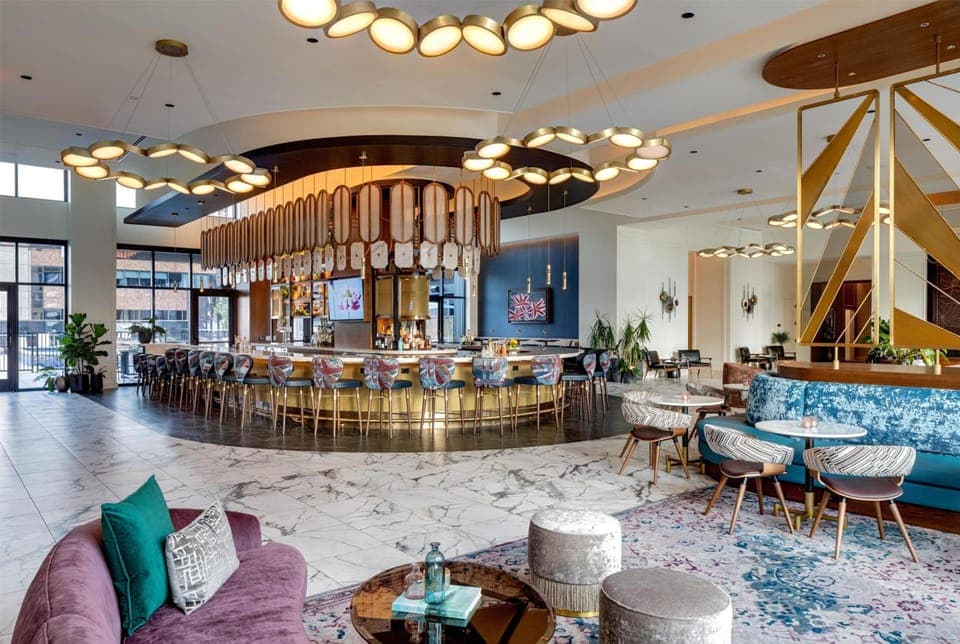 Bar/lounge