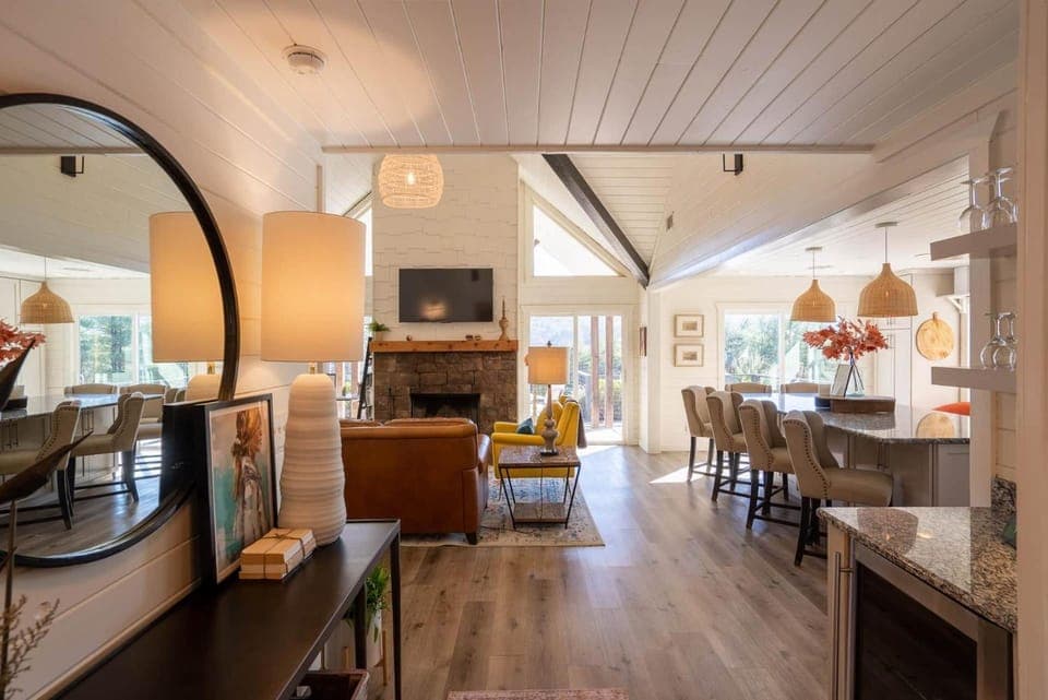 Cottages @ Julep Farms Hotel in Dillard