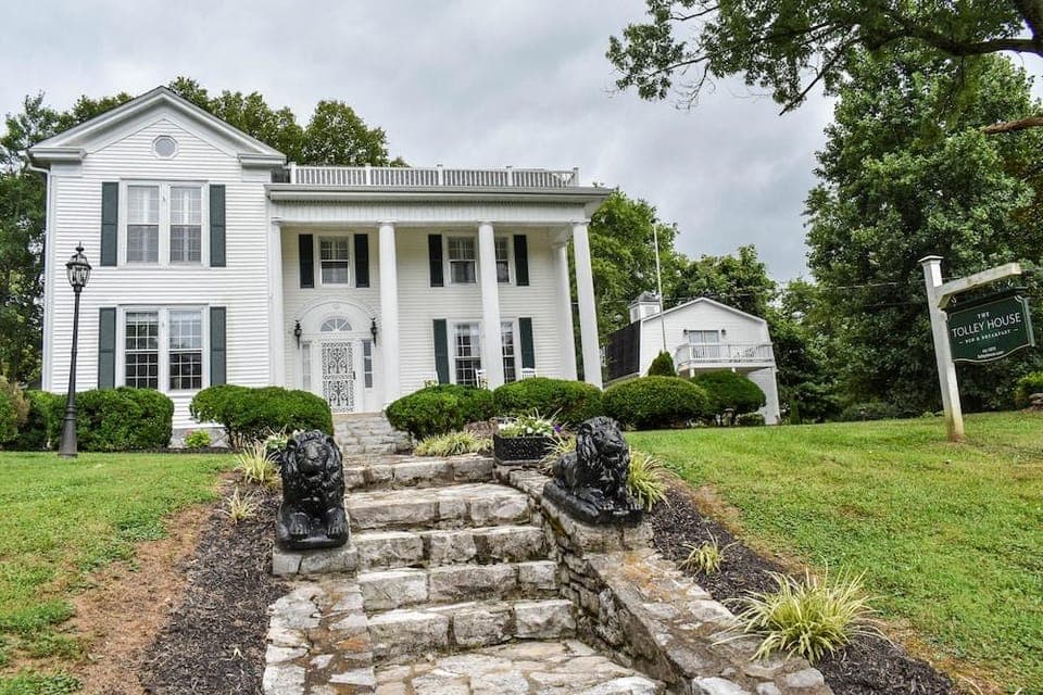 Tolley House Hotel in Lynchburg