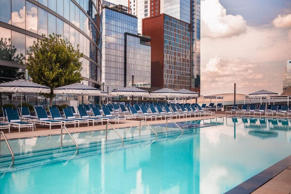 Swimming pool
