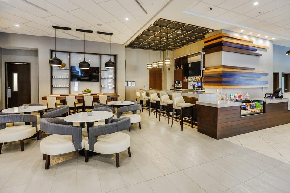 Bar/lounge