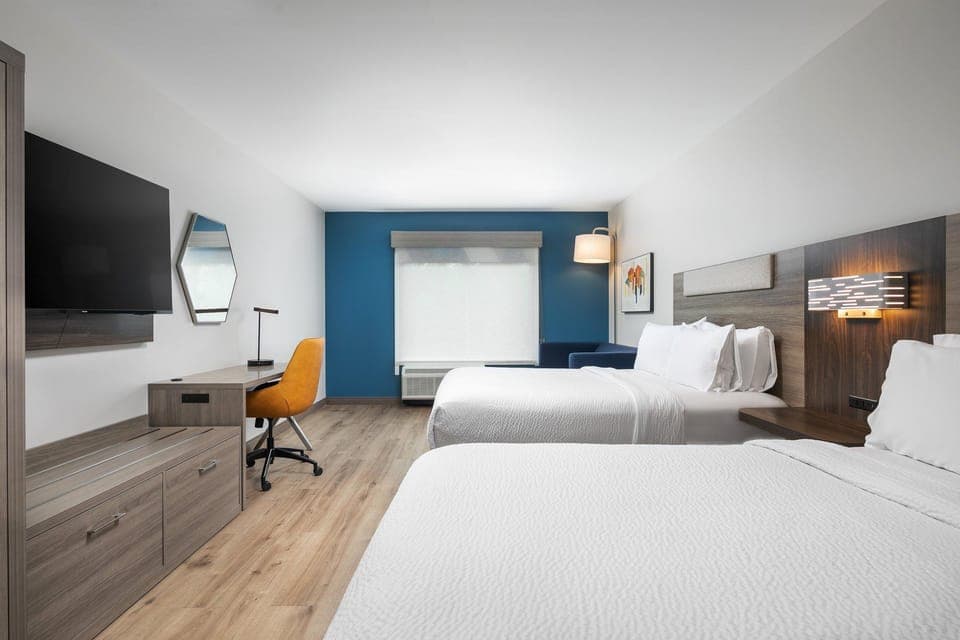 Suite room