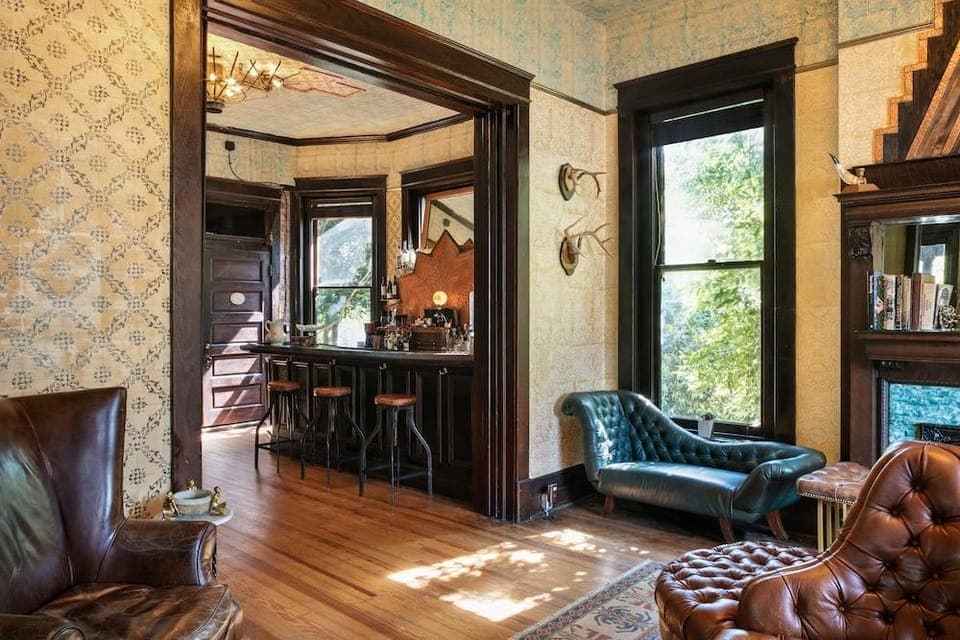 Urban Cowboy Hotel in East Nashville