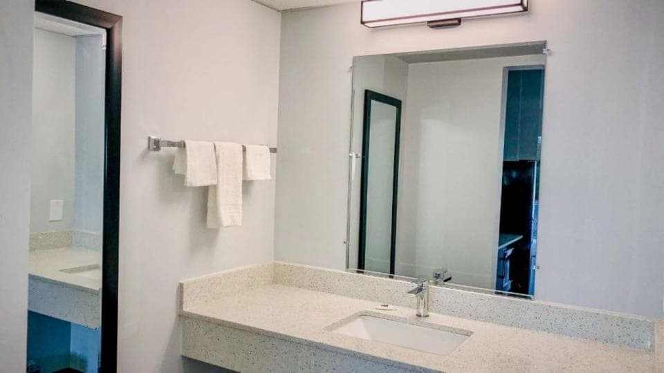 Clarion Pointe Hotel in Dublin