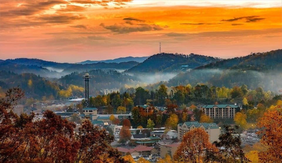 Overlooking Adventure by Jackson Mountain Rentals Hotel in Gatlinburg