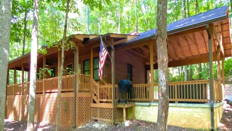 Cant Wait to Hibernate Hotel in Sevier County