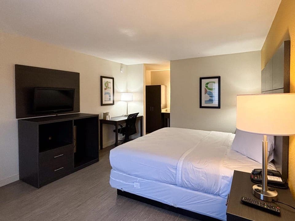Guestroom
