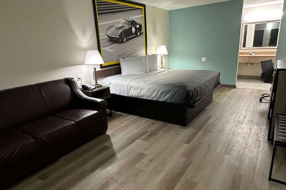 Guestroom