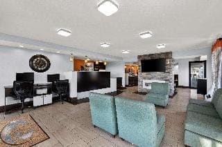 Travel Inn White Pine Hotel in Douglas Lake