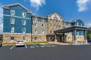 Mainstay Suites Fort Campbell Hotel in Clarksville