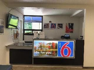 Best Western Airport Inn Hotel in Hermitage