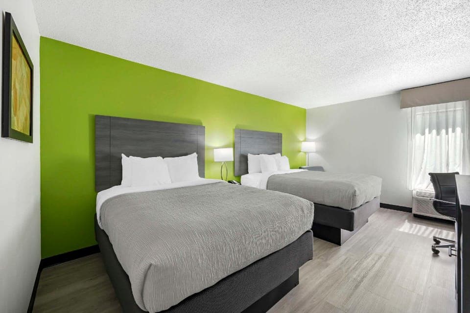 Guestroom