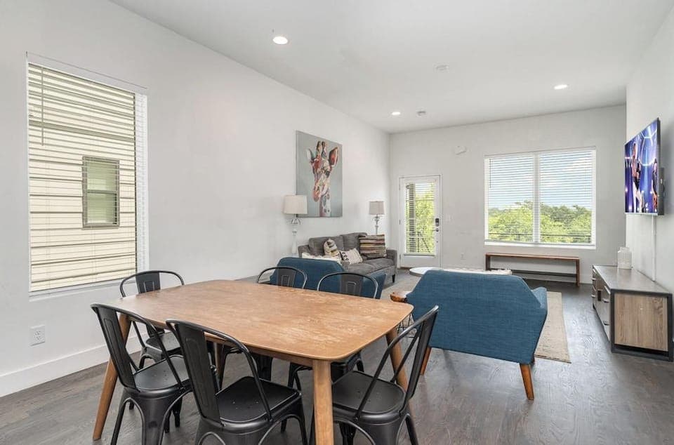 Jade - Private Patio and Balcony - Near Germantown Hotel in East Nashville