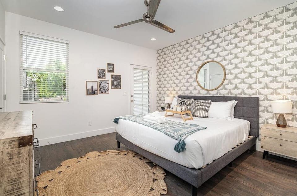 Jade - Private Patio and Balcony - Near Germantown Hotel in East Nashville