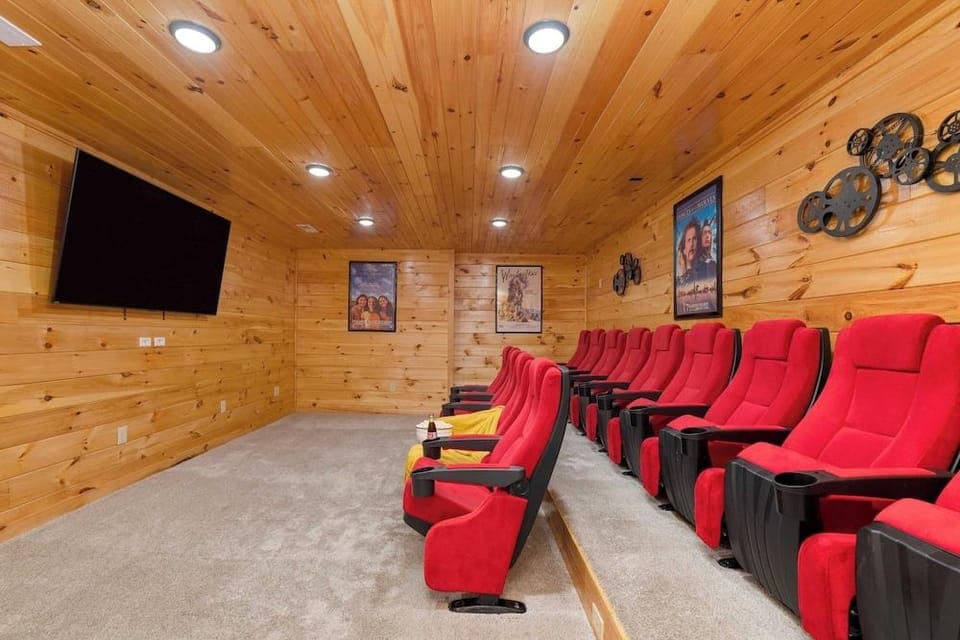 Sleeps 24 2 Homes, Hot Tub, Sauna, Movie Theater, Firepit, Pool, Tennis Courts Hotel in Gatlinburg
