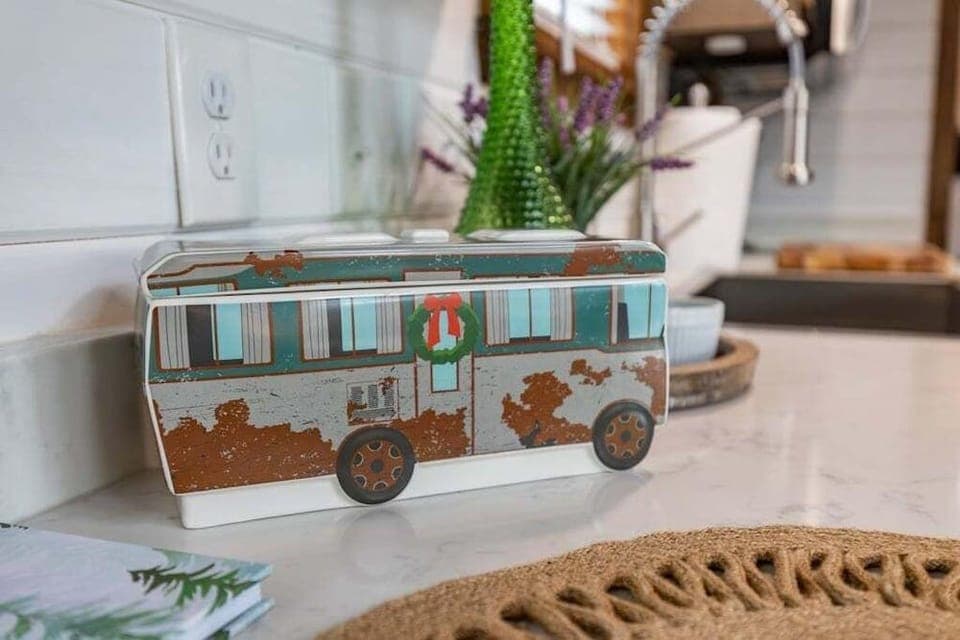 The Family Truckster Hotel in Lake Barkley