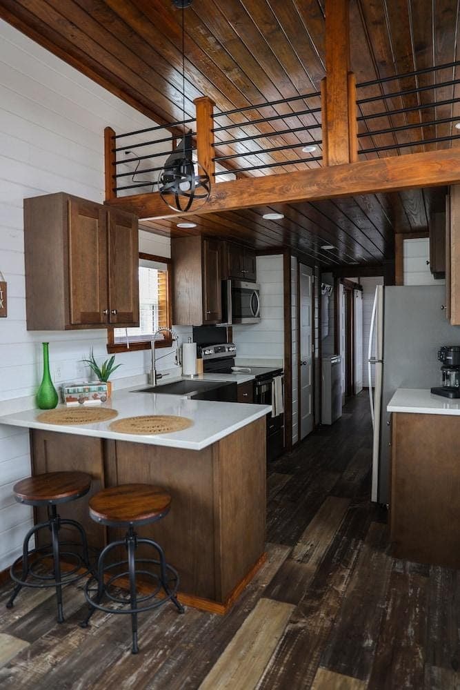The Family Truckster Hotel in Lake Barkley