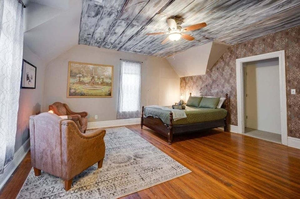 Marion Street Hotel in Clarksville