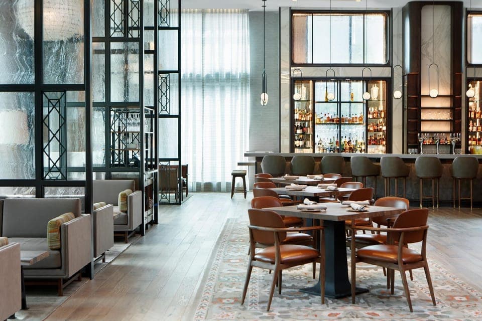 Bar/lounge