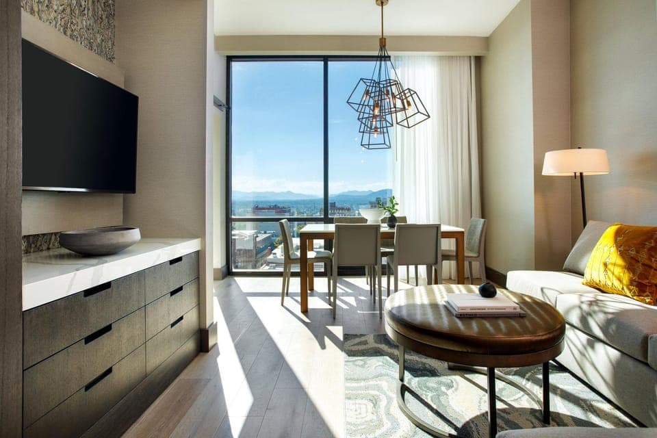 Suite room