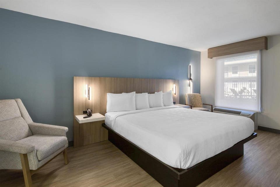 Guestroom
