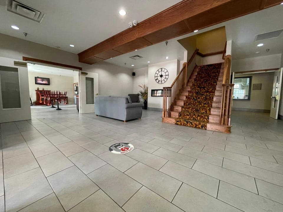 Travelodge by Wyndham Knoxville West Hotel in Farragut