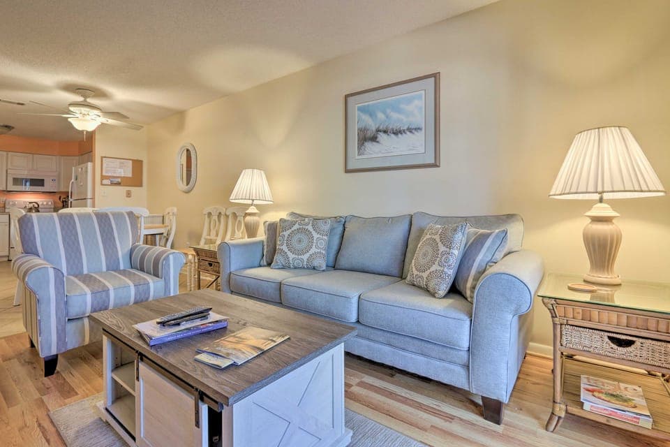 Walk to Beach: Resort-Style Hilton Head Condo! Apartment in Hilton Head Island