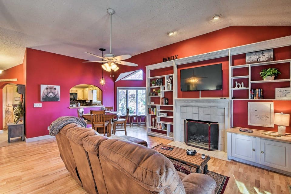 Summer in the Smokies! Hayesville Bungalow w/ Deck House in Tennessee