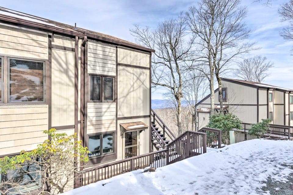 Close to Hiking & Golf! Beech Mtn Retreat Apartment in Beech Mountain