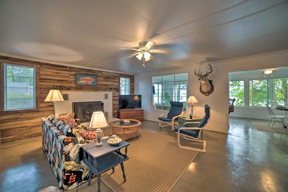 Kentucky Lake Cabin w/ Private Dock + Yard House in Lake Barkley