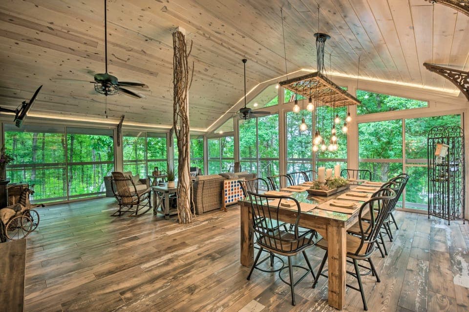 Hiawassee Getaway w/ Hot Tub, Deck & Lake Access! House in Chatuge Lake