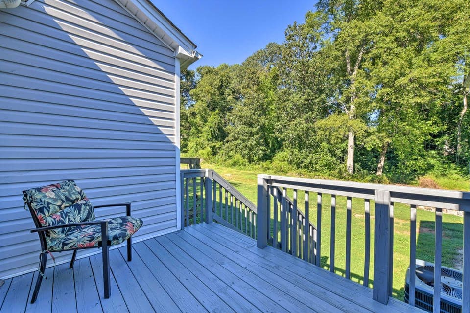 Belmont Retreat ~ 14 Mi to Dtwn Charlotte! House in Belmont